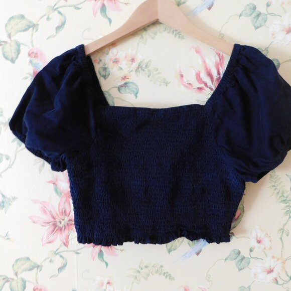 🦅 Smocked Navy Blue Velvet Crop Top - Picture 3 of 12
